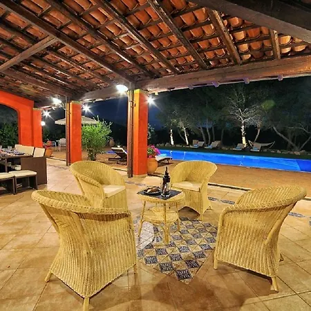 Dimora A' Turri Di Gn Real Escapes Villa Ribera Exterior photo